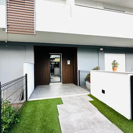 Διαμέρισμα Blue Orchid Apartment, Iun S8460