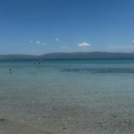 Blue Orchid Apartment, Iun S8460 *