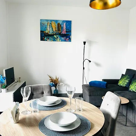 Blue Orchid Apartment, Iun S8460 Quartu SantʼElena