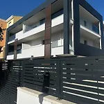Apartment Blue Orchid Apartment, Iun S8460